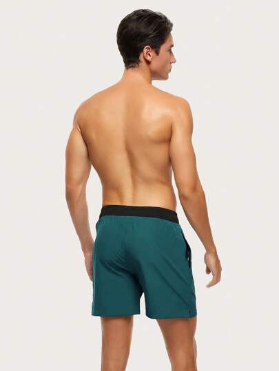 Manfinity Swimmode شورت شاطئ ذو خصر مربوط بسير بالألوان المركبة للرجال، هاواي