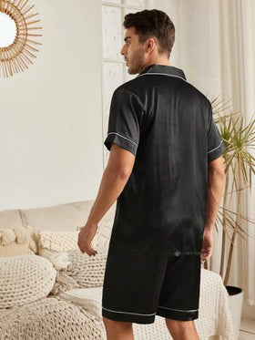 SHEIN مجموعة ملابس منزلية رجالية ساتان سوداء صلبة