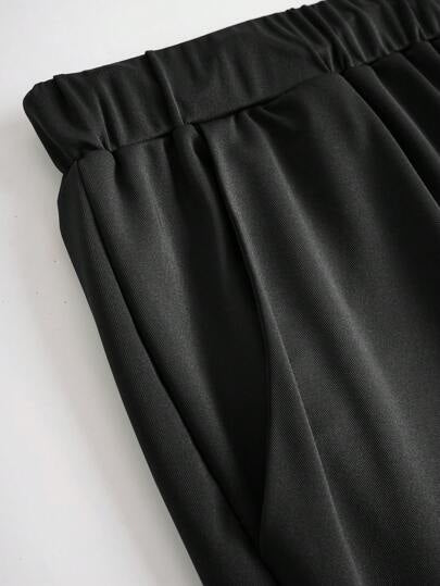 SHEIN طقم مكون من قطعتين بلون سادة وكتف مائل يومي بمقاس كبير للنساء
