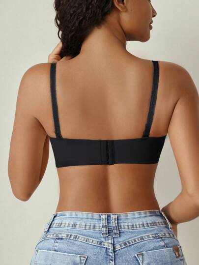 Shein Underwear&Sleepwear Basics حمالة صدر نسائية بلون سادة بسيطة للارتداء اليومي