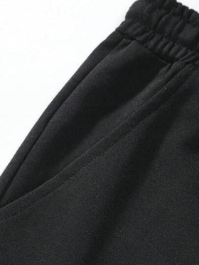 Manfinity Homme مجموعة صيفية عبارة عن تي شيرت رجالي مطبوع بأكمام قصيرة وسروال طويل بخصر قابل للشد للارتداء العادي