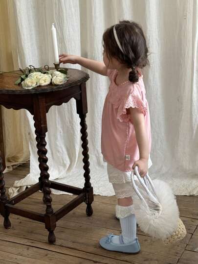 Vintaside Kids تي شيرت بأكمام كاب وردي رائع للفتيات، ملابس الأطفال الصيفية، تي شيرت أميرة مفرغة مع تنورة كيك من الدانتيل الوردي وشورت