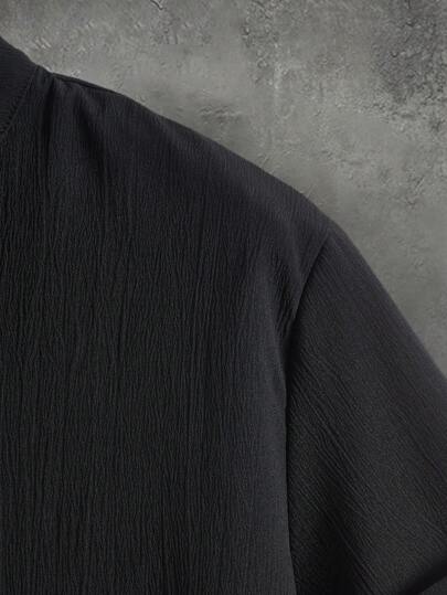 Manfinity Homme قميص بأكمام قصيرة وأزرار نصف ملون فضفاض مع بنطلون طويل بجيوب للصيف للإرتداء اليومي