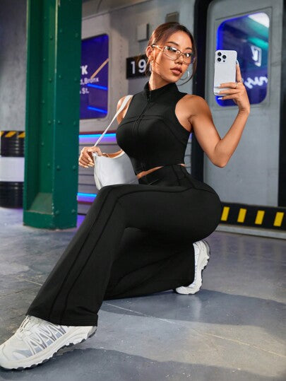 Streetz SHEIN Sport طقم رياضي كاجوال للنساء مكون من ملابس علوية مخمل ضيق وسراويل جرس جرس، ملابس تمرين النساء، طقم سراويل ضيقة للنساء