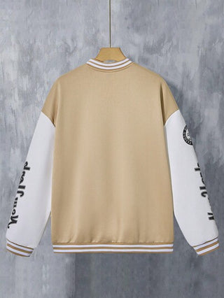 SHEIN المراهق الولد جاكيت جامعية بدون غطاء رأس بأكمام منخفضة مع شعار على الجانب وحواف مخططة