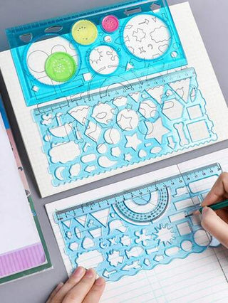 أدوات مكتبية ومدرسية طقم مسطرة 3قطع - يتضمن مسطرة رسم مرنة 20سم، مسطرة قالب شفافة، ومسطرة متعددة الأغراض، تصميم عشوائي للأشكال، مناسب لملصقات اليد المكتوبة