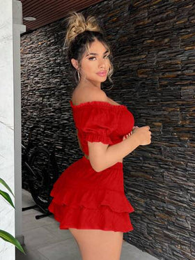 SHEIN SXY بنطلون نسائي فضفاض أخضر من النسيج الم texturي المكشكش مع شورت نسائي جاري