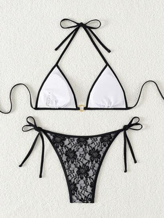 SHEIN Swim مجموعة بيكيني مثيرة للنساء لصيف شاطئي مع ربطات عنق على شكل هالتر وتزيين بالدانتيل الزهري