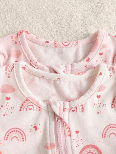 SHEIN بدلة رومبر للأطفال الرضع بطبعات  محبوكة ناعمة ومريحة بجيب أمامي يُغلق بسحاب وأكمام طويلة مع حماية للأقدام , مجموعة من 2 قطعة