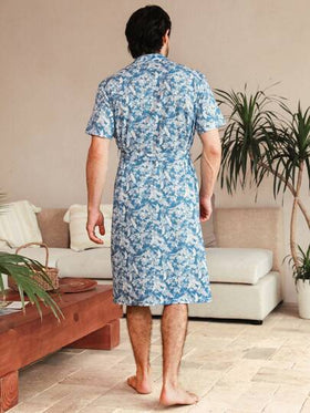 Manfinity ChillVibe بيجاما رجالية طويلة بأكمام قصيرة مطبوع عليها نباتات استوائية، بأسلوب عطلة