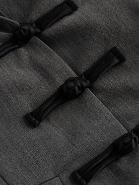 SHEIN MOD بدلة نسائية رمادية تتكون من: جاكيت أمامي بأزرار ، وتنورة طويلة ذات شق طويل ملابس عودة إلى المدرسة أسلوب المال القديم ملابس عمل نسائية مجموعتان من الملابس النسائية ملابس لحفل عيد الميلاد ملابس نسائية لحفلة الموسيقى ملابس نسائية للخريف ملابس للحفل