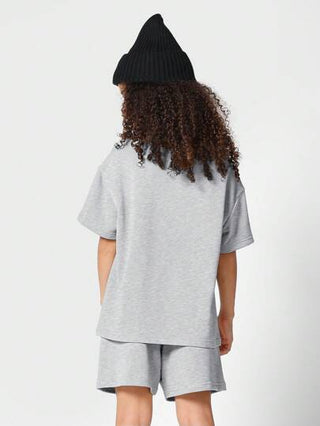 girls-sets SUMWON طقم بلوزة للأطفال غير مميزة مع طبعة وسروال قصير بقطعتين
