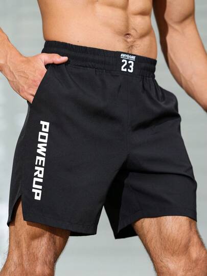 Manfinity Sport Corelite شورت رياضي كاجوال مطبوع عليه حرف للرجال بطراز الصديق، بنطلون رياضي قصير أسود للصيف