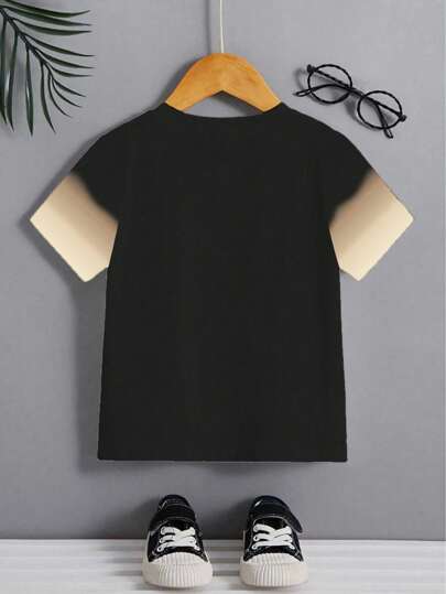 SHEIN Streecool Kids تي شيرت تي شيرت كاجوال بأكمام قصيرة مطبوع عليه صورة دراجة نارية لشاب، بياقة دائرية للصيف