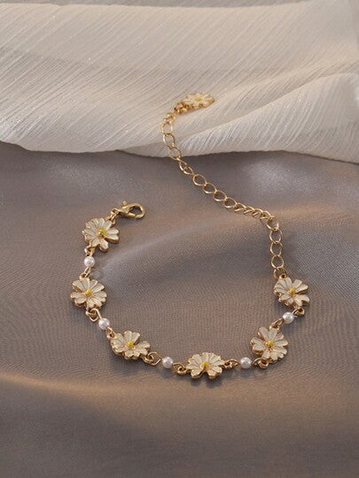 سوار بتصميم بسيط وأنيق بشكل زهرة الأقحوان، مناسب للبنات للارتداء اليومي