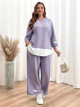 SHEIN Essnce مجموعة قطعتين بنسيج مزخرف مكونة من بلوزة طويلة الأكمام فضفاضة وبنطلون، بمظهر أرجواني ، ملابس للمدرسة ، ملابس للمدرسين ، أزواج متناسقة ، ملابس الأم والابنة