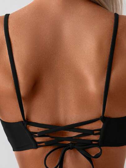 Swim Basics طقم بكيني بقطعتين بسيط وصيفي وجذاب للسيدات، بدلة سباحة سوداء