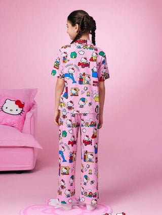 بيجاما HELLO KITTY AND FRIENDS |  طقم بيجاما مريح من قميص كم قصير بياقة طوق والبنطلون الطويل مع طباعة الكرتون للفتاة المراهقة