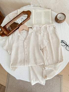 SHEIN LMoss Kids طقم بنطال بخصر مطاطي وقميص أكمام قصيرة بسيط وكاجوال لون المشمش للأطفال الصبية، 2 قطعة