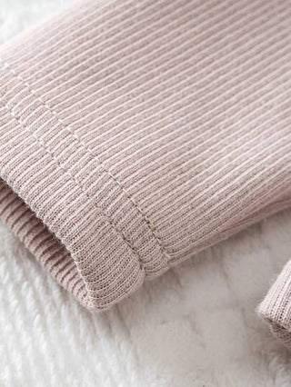 SHEIN طقم جمبسوت طويلة الأكمام للأطفال الرضع الولد بالرقعة 3قطع، قبعة وكشكش، طقم ملابس كاجوال