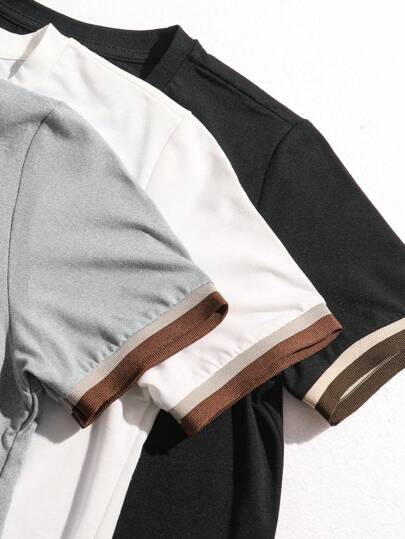 SHEIN طقم تي شيرتات قطنية رجالية بأكمام قصيرة ورقبة دائرية وطبعات جديدة مناسبة للأولاد من المراهقين (3 قطع)