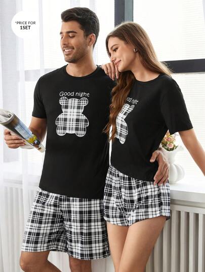 SHEIN طقم بجامة قصيرة الأكمام بطباعة الدب المربع للرجال