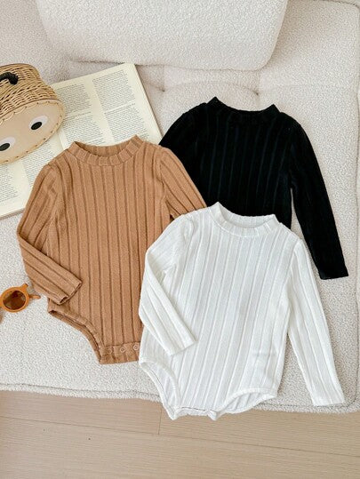 SHEIN LMoss Kids 3 قطع/مجموعة بدلة داخلية طويلة الأكمام للأطفال حديثي الولادة بنين/بنات بألوان أسود/أبيض/خاكي، نسيج مضلع ناعم ومريح للاستخدام اليومي والخروج والتنسيق مع الملابس