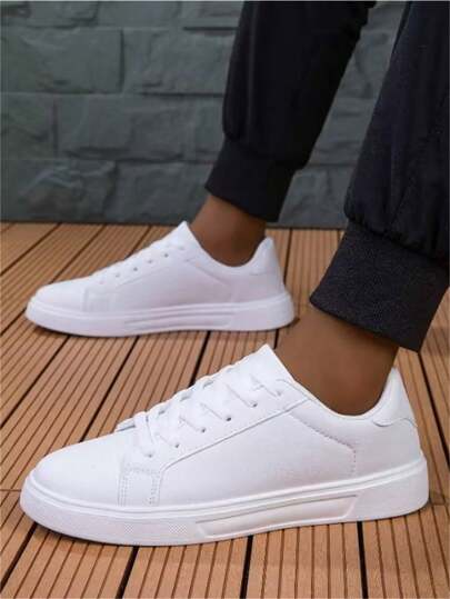 حذاء رياضي عارض مريح unisex برباط 36-45، حذاء أبيض عالي الموضة، حذاء رياضي ناعم متعدد الاستعمال للطلاب، مقاوم للانزلاق والتآكل