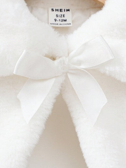 SHEIN Elladie kids معطف أنيق وجذاب للاستخدام اليومي للفتيات الصغيرات، مبطن بالحرارة، أبيض ناعم، مناسب للخريف والشتاء