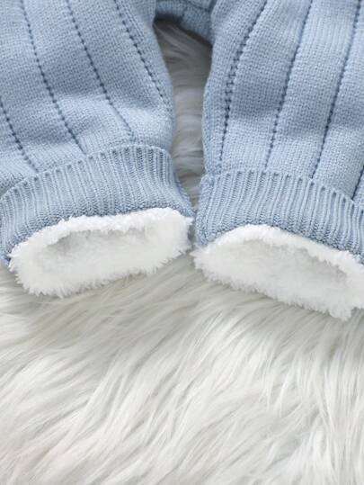 SHEIN Vintaside Kids رومبير رضيع ولد ذات أكمام طويلة مرتبة بالإبرة بأزرار منفردة مع قبعة جذابة قطعة واحدة