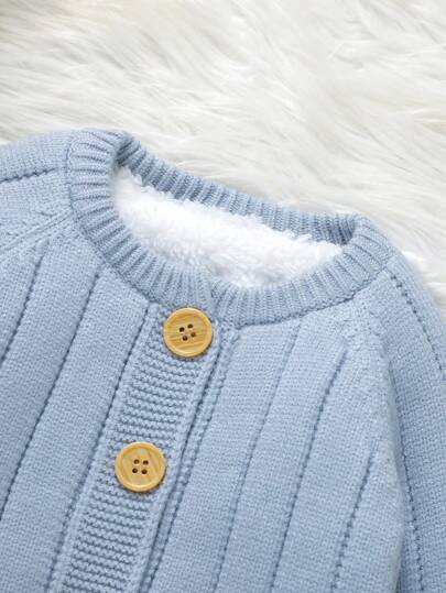 SHEIN Vintaside Kids رومبير رضيع ولد ذات أكمام طويلة مرتبة بالإبرة بأزرار منفردة مع قبعة جذابة قطعة واحدة