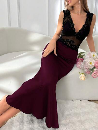 SHEIN ثوب نوم طويل ماكسي بنقشة الحورية بألوان متباينة وأشرطة واسعة للنساء