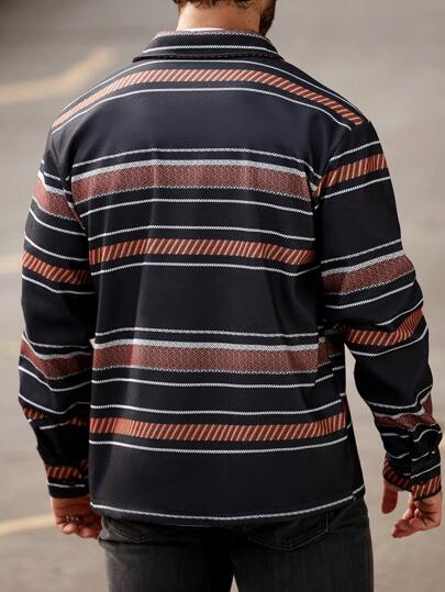 Manfinity Homme جاكيت كاجوال بأكمام طويلة وجيب وخطوط منسلخة بأزرار أمامية للرجال