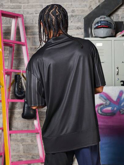 Sport MetroGents تي شيرت رياضي قصير الأكمام بطبعة بسيطة لطراز الحبيب للرجال, المدرسة