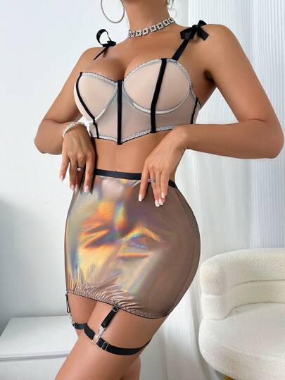 طقم نسائي أنيق وجذاب 4 قطع