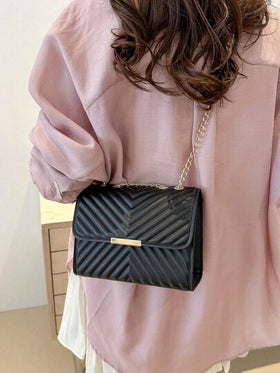 حقيبة كتف صغيرة منقوشة بسلسلة، حقيبة كتف من جلد اصطناعي مع حزام سلسلة، اكسسوار موضة نسائي للصيف