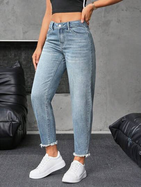SHEIN Essnce سراويل جينز نسائية بخمس جيوب وأذيال خام بنمط بسيط، ملابس كاجوال