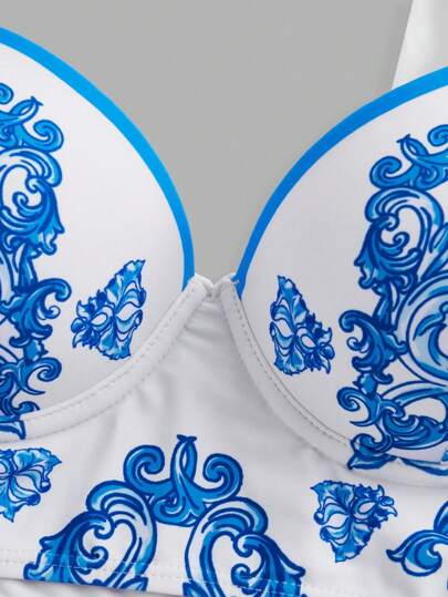 Swim Oasis مجموعة بكيني صيفية تتكون من ملابس علوية ذو حمالات رفيعة وظهر مكشوف مع شورت ملائم وبنطلون مطبوع بجميع الأنحاء به سحاب