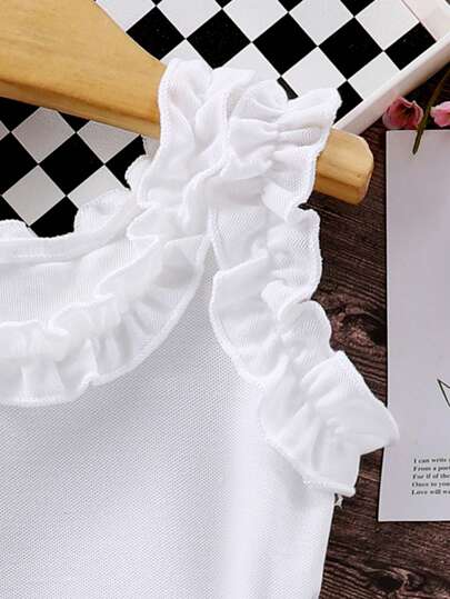 زي للبنات الرضع، ملابس علوية بيضاء + شورت جينز بتنورة مطوية