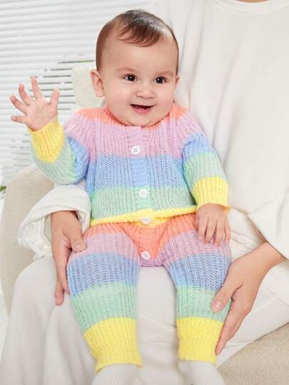 SHEIN رومبير رومبير دافئة مstriped ملونة مصنوعة من الصوف للرضع بنات، خريف/شتاء