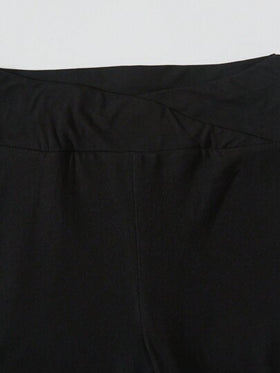 SHEIN EZwear مجموعة من 2 قطعة بنطلون ضيق طرف متسع أسود ورمادي التصميم صليبي على الخصر مناسب للأحجام الكبيرة، مناسب للربيع والخريف