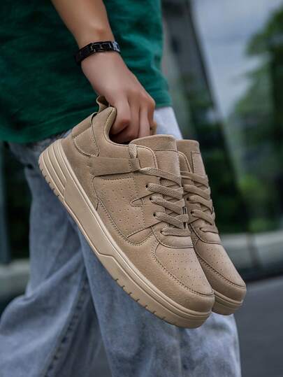 أحذية رياضية جلدية عالية الكاحل مريحة للرجال، أحذية رياضية مرنة لامتصاص الصدمات للأزواج، أحذية مسطحة كلاسيكية بنمط عتيق بأربطة سوداء، مناسبة للجينز والملابس النشطة