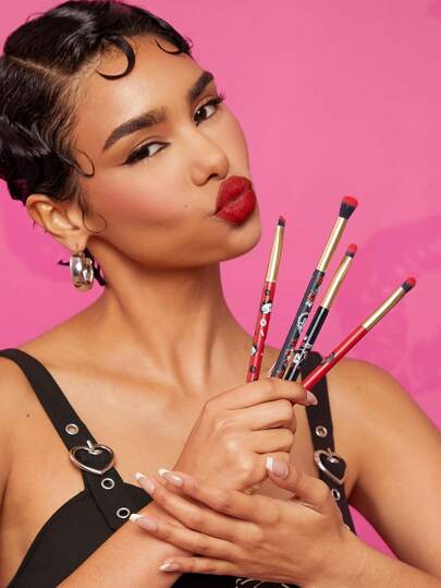 Betty Boop x SHEIN 4 فرش مكياج بنقوش شخصيات كرتونية وزهور، مع محفظة تخزين، هدايا