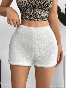 SHEIN EZwear شورت أبيض فرائي للنساء