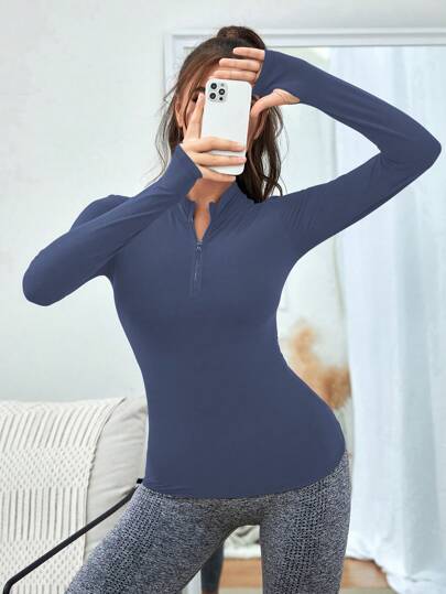 Yoga Basic هوديي سحاب كامل باللون الأحادي أكمام طويلة مع طوق مرتفع للنساء، مناسب للياقة، ناعم ومنفذ للهواء، للاستخدام طوال السنة
