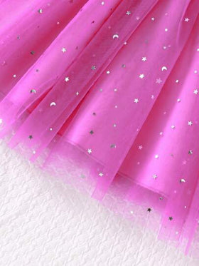 SHEIN Glamorique Kids طقم فستان حفلات مكوّن من 2 قطعة - جاكيت من الجلد الصناعي بلون أحادي أنيقة للفتيات الصغيرات وفستان منفذ مرقع بنجوم وقمر من نسيج شبكي مافض, خريفي