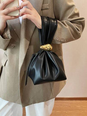 Clariva حقيبة يد من مادة البولي يوريثان ذات شكل دلو لحفلات المساء، تتناسب بشكل مثالي مع إكسسوارات حفلات التخرج، حقائب كلاتش عصرية كهدايا عيد الميلاد للنساء