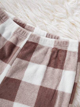 SHEIN قميص وبنطلون مجموعة ملابس منزلية من الفليس الناعم، بنقشة مربعات بسيطة باللون الخاكي، ملابس خريف وشتاء دافئة ومريحة، قطعتان