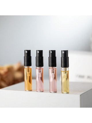 عينات رذاذ الأربع عطور المملوءة ب مصاحبة حقيقية لحلوى الكاكاو بنفس النكهة. علبة العطر طويلة الأمد مريحة للنساء لحملها