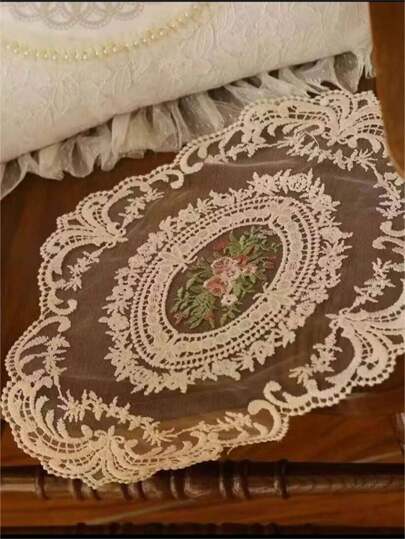 SHEIN قطعة واحدة من المفرش المنضدي المصنوع يدويًا بالكروشيه والدانتيل بطراز عتيق، غطاء مناسب لطاولة القهوة في غرفة المعيشة يقي من الأتربة، مناسب لغرفة المعيشة وغرفة النوم وغرفة الطعام